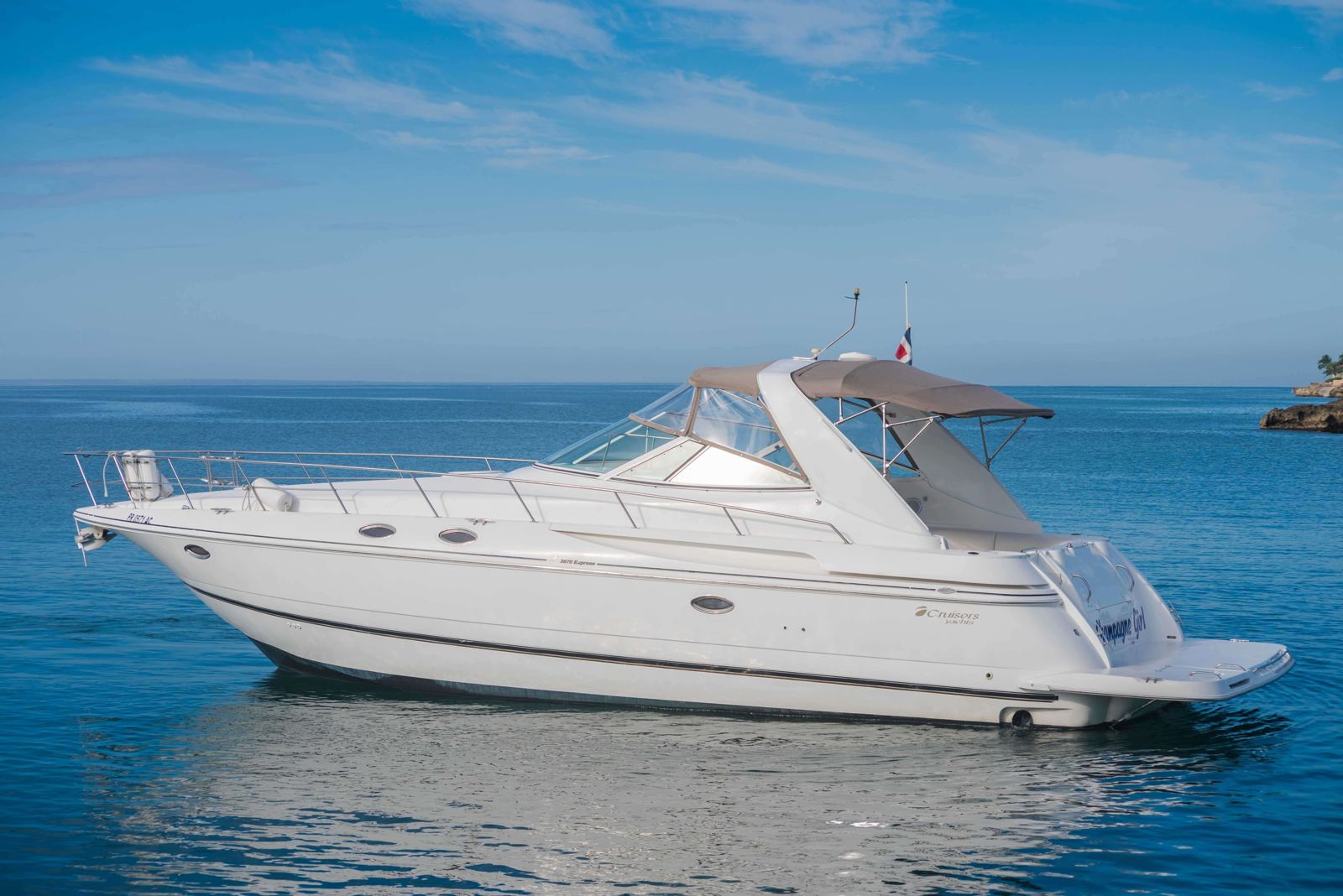 Cruisers Express 38 1
