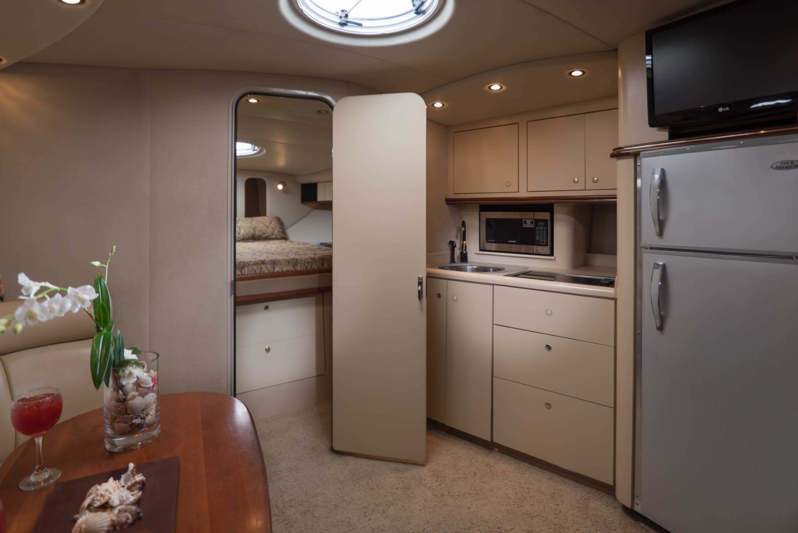 Cruisers Express 38 4